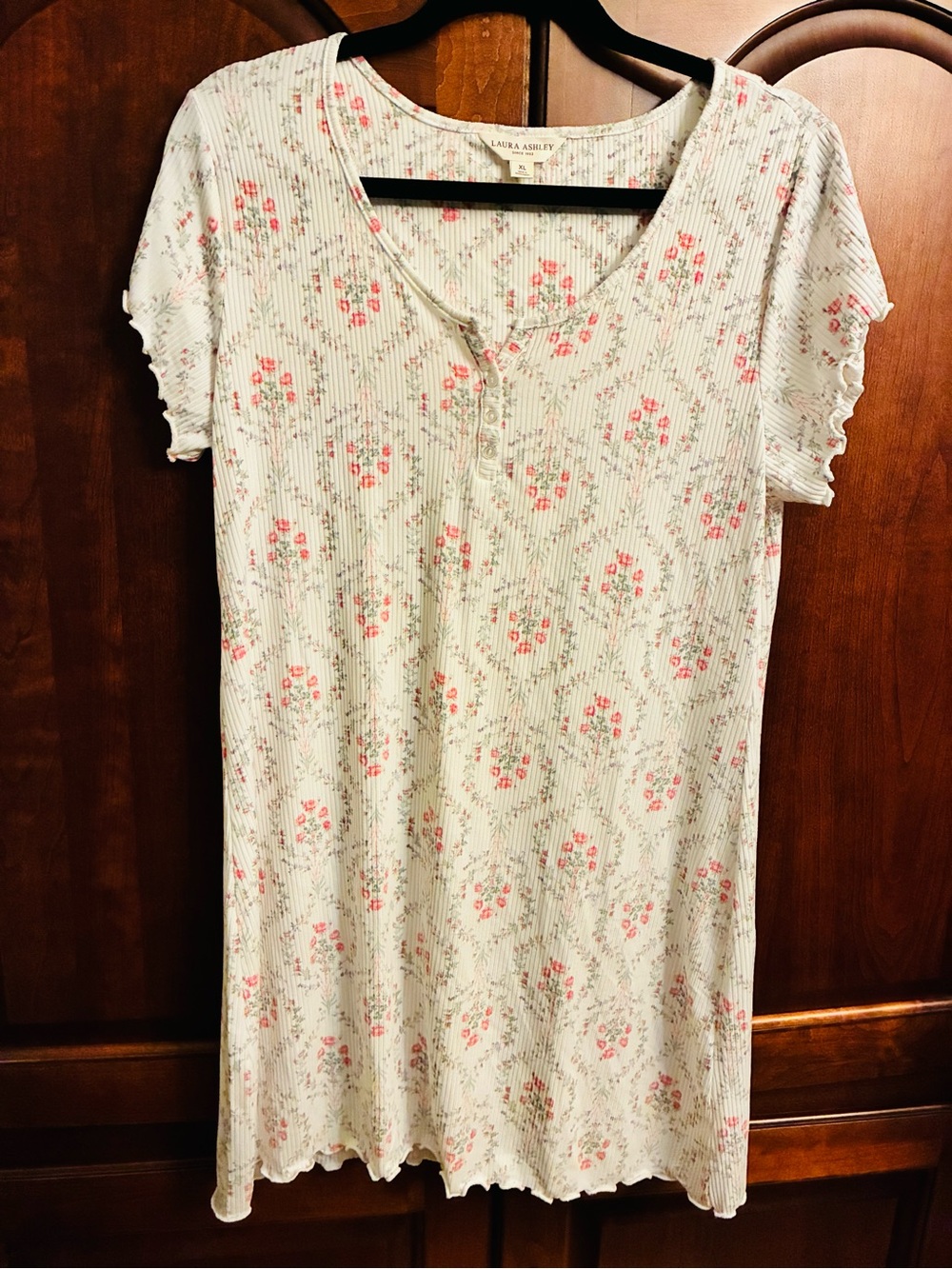 Laura Ashley Womens XL Nightgown Sleep Shirt Cottagecore Floral Ribbed Henley